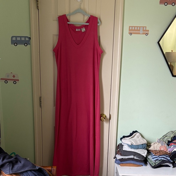Spiegel Dresses & Skirts - Spiegel Bright Pink Sleeveless V-Neck Maxi Dress